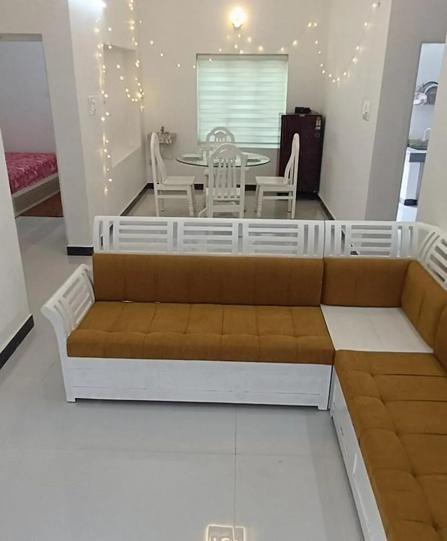 ヴィラ White Cloud Homestay Attappādi